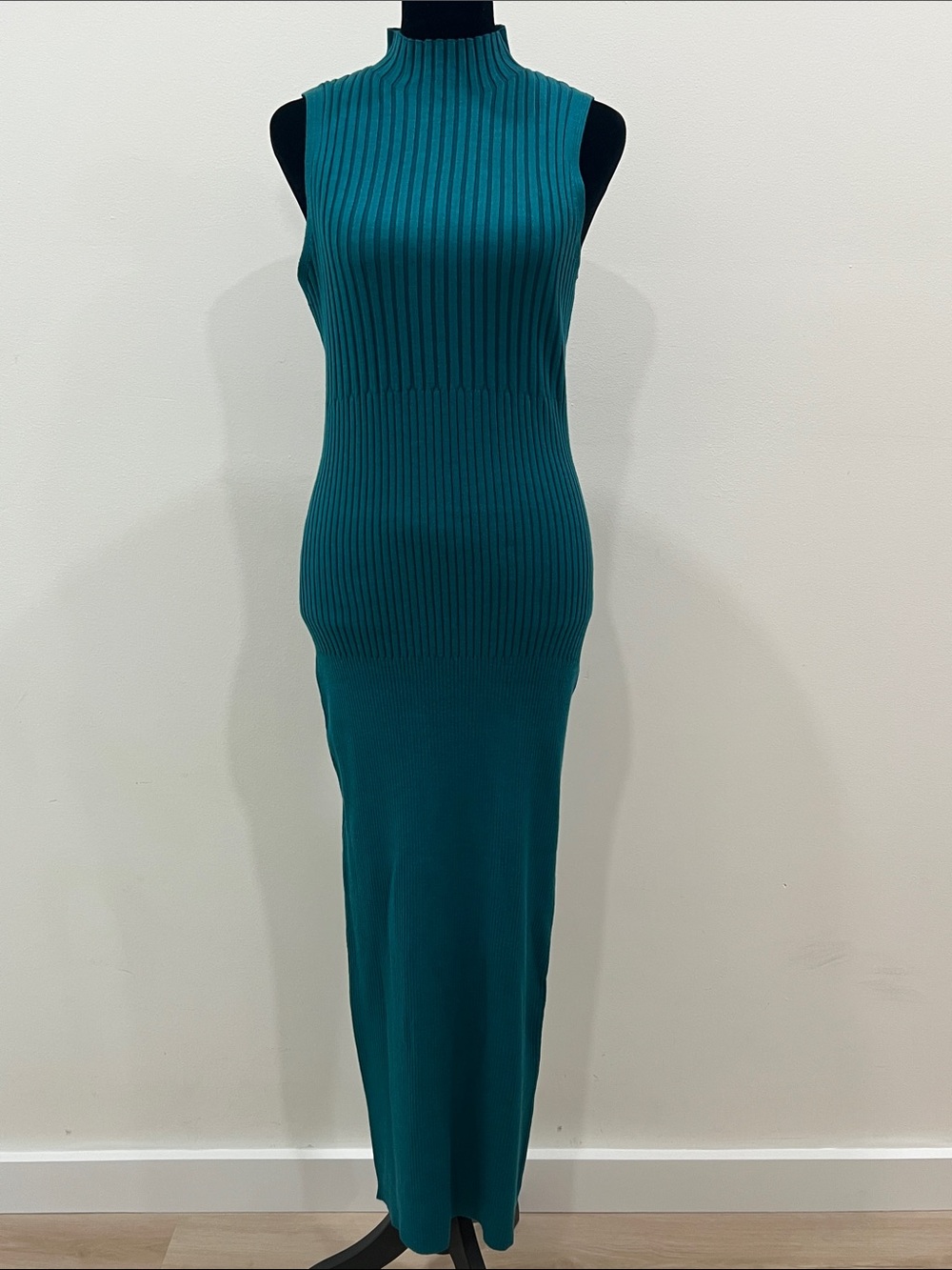 ASHLEY GRAHAM teal-green ribbed knit midi dress